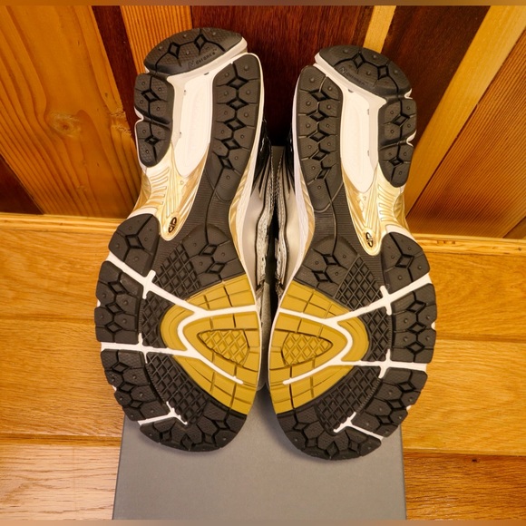 New Balance 1906R Sz 8 Men’s Gray/Brown - New, Ripped Box Corner - Picture 6 of 9